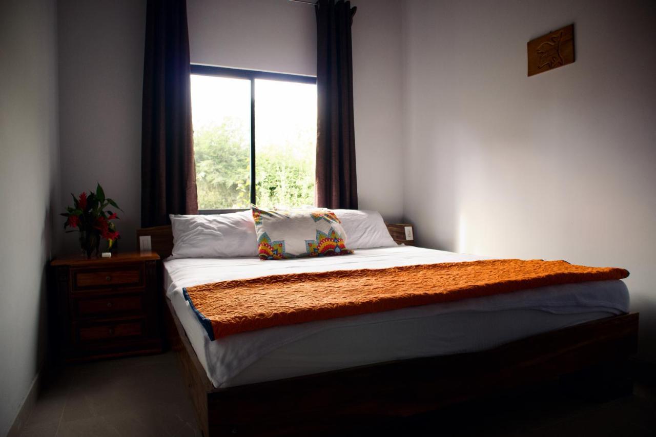 Jungle Home With King Beds -5 Minutes From The Beach Uvita Bagian luar foto